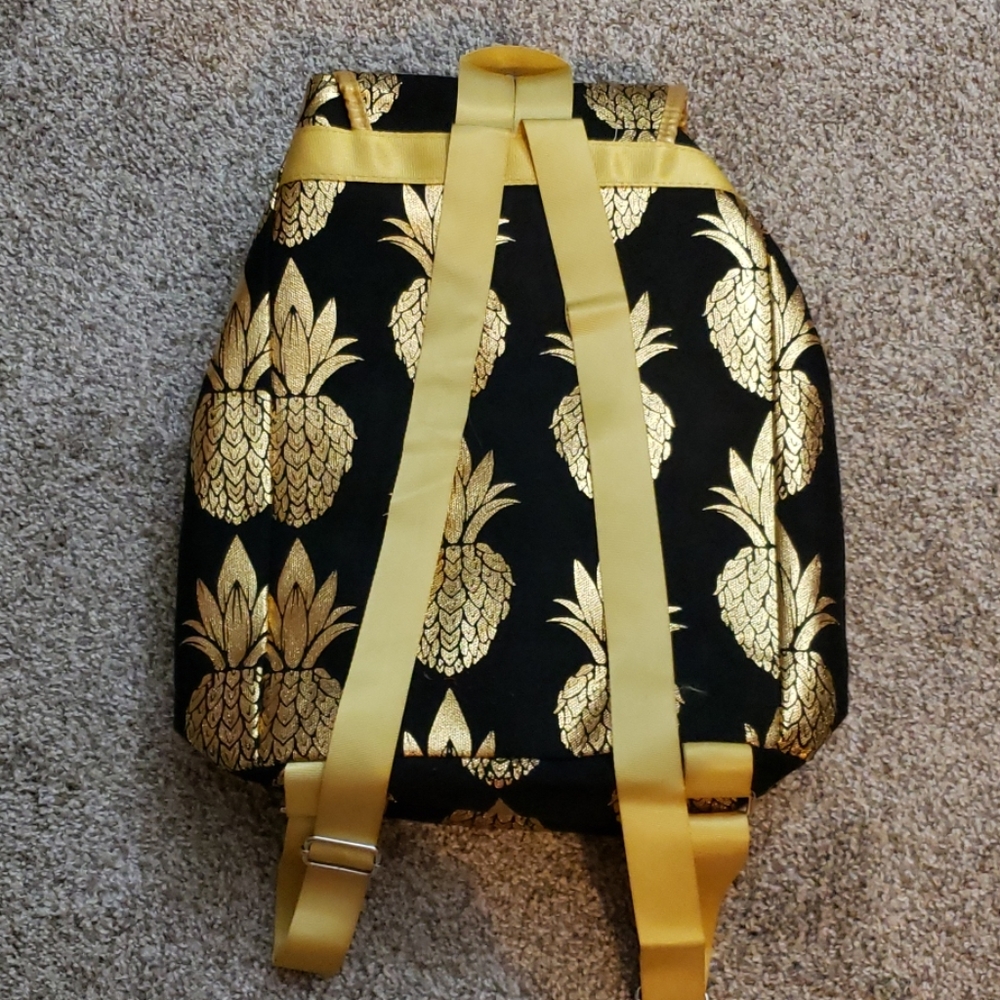 Backpack - Picture 2 of 3